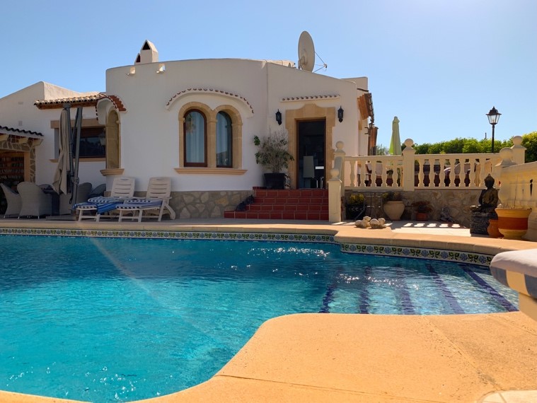 , A jewel of Spain, Full Body Massage Service