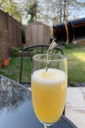 "Cheers everyone", “Cheers everyone”, Full Body Massage Service