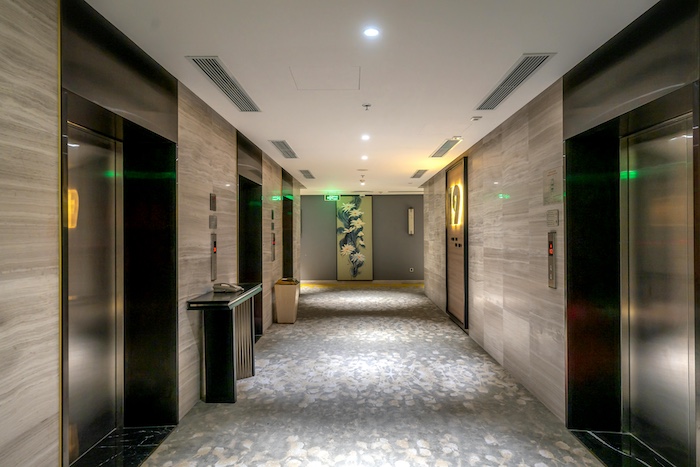 Bachelor Files Ep.5 &ndash; The Elevator Incident, Bachelor Files Ep.5 &ndash; The Elevator Incident, Full Body Massage Service