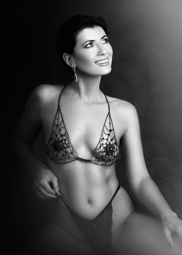 After-Dark Diaries - The Scent Maker, After-Dark Diaries -The Scent Maker, Full Body Massage Service